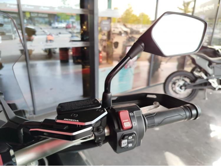 HONDA X-ADV + EQUIPEMENTS