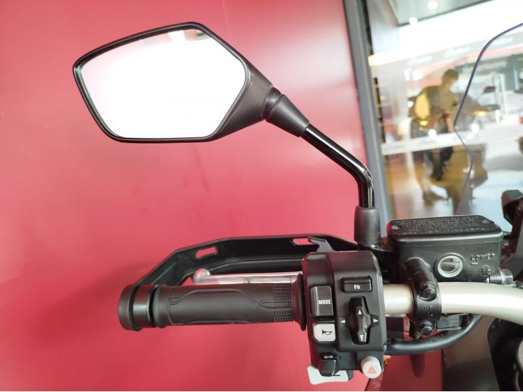 HONDA X-ADV + EQUIPEMENTS