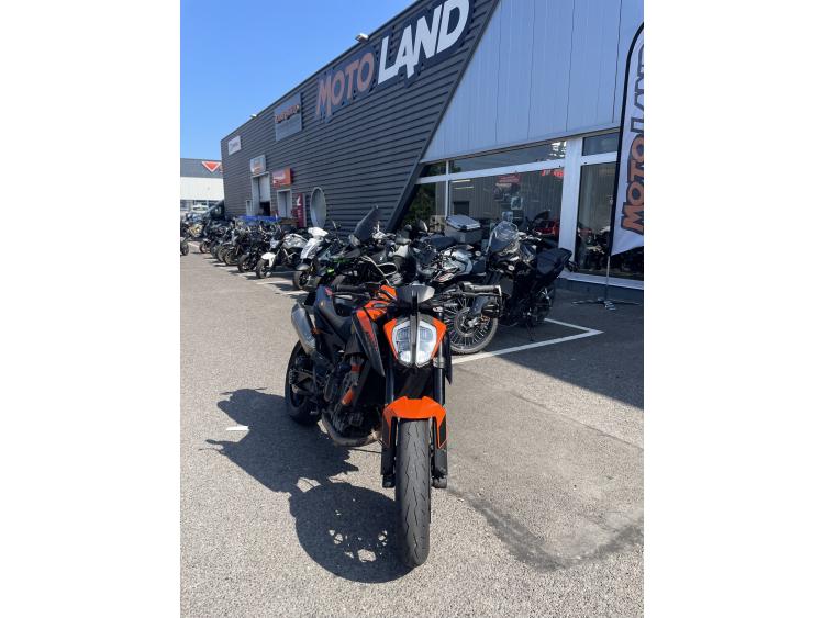 KTM 890 DUKE L
