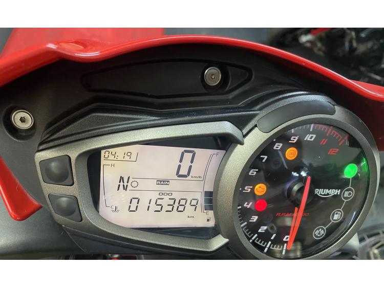 TRIUMPH SPEED TRIPLE 1050 S 