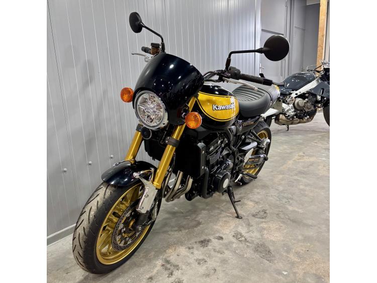 KAWASAKI Z900 RS SE
