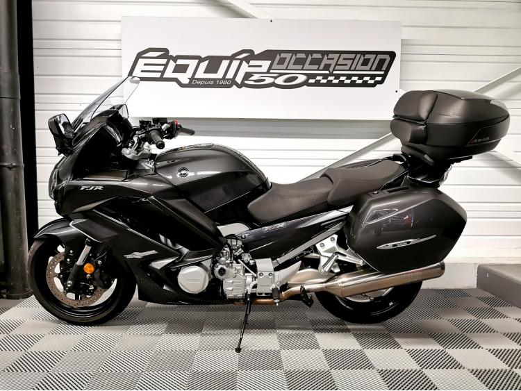 YAMAHA FJR 1300 - Boite 6 - Suspensions pilotées - FJR1300