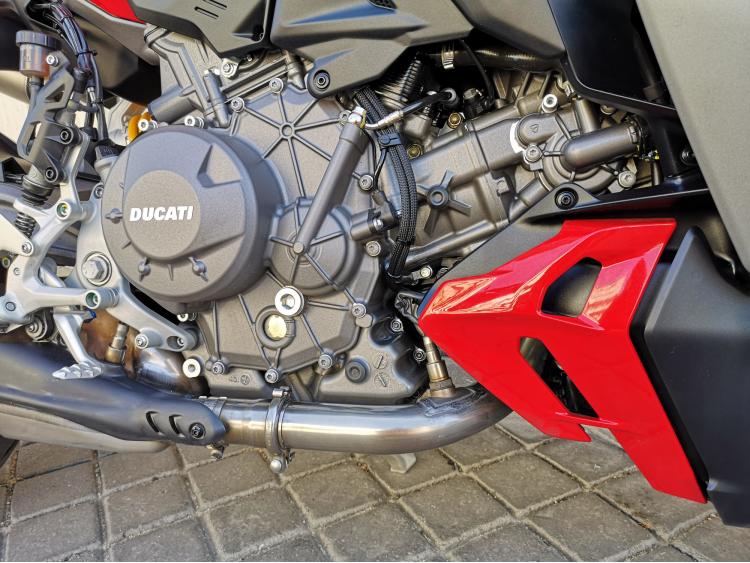 DUCATI STREETFIGHTER V2 S A2 