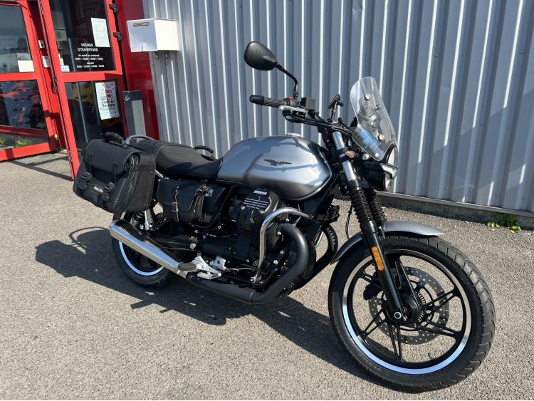MOTO GUZZI V7 STONE