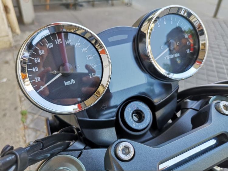 KAWASAKI Z 900 RS