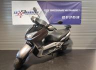YAMAHA X-MAX 125