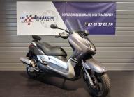 YAMAHA X-MAX 125