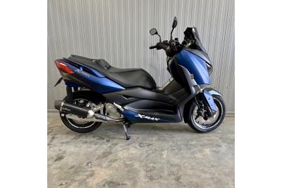 YAMAHA XMAX 125