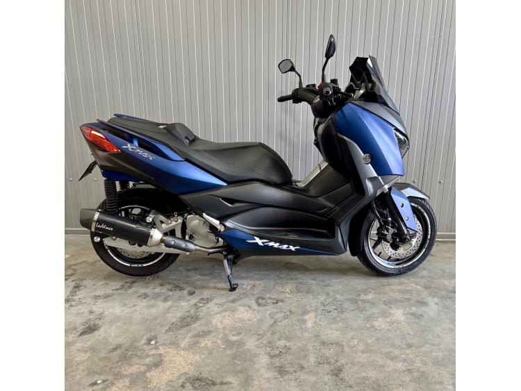 YAMAHA XMAX 125