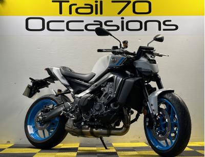YAMAHA MT-09