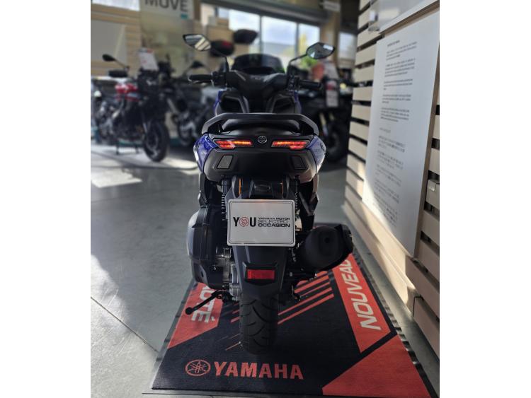 YAMAHA NMAX 125