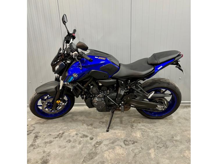 YAMAHA MT-07