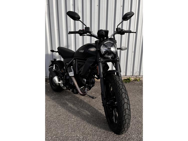 DUCATI SCRAMBLER 800 ICON DARK
