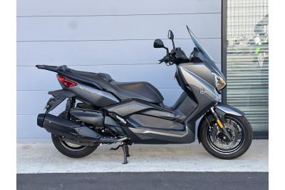 YAMAHA X-MAX 400