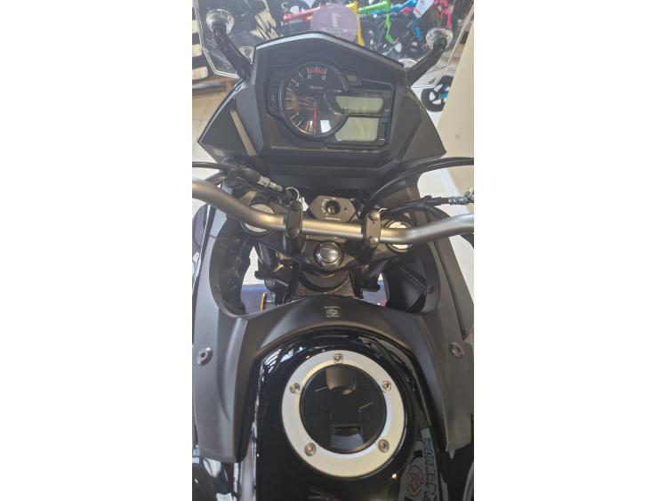 SUZUKI DL V-Strom 650