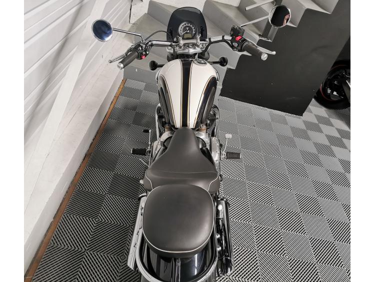 TRIUMPH BONNEVILLE SPEEDMASTER 1200