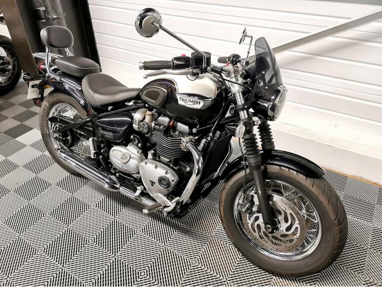 TRIUMPH BONNEVILLE SPEEDMASTER 1200