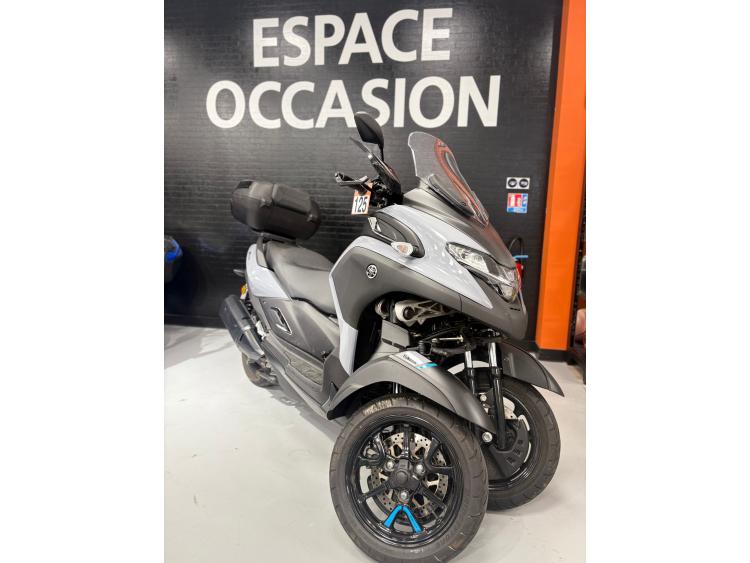 YAMAHA TRICITY 300