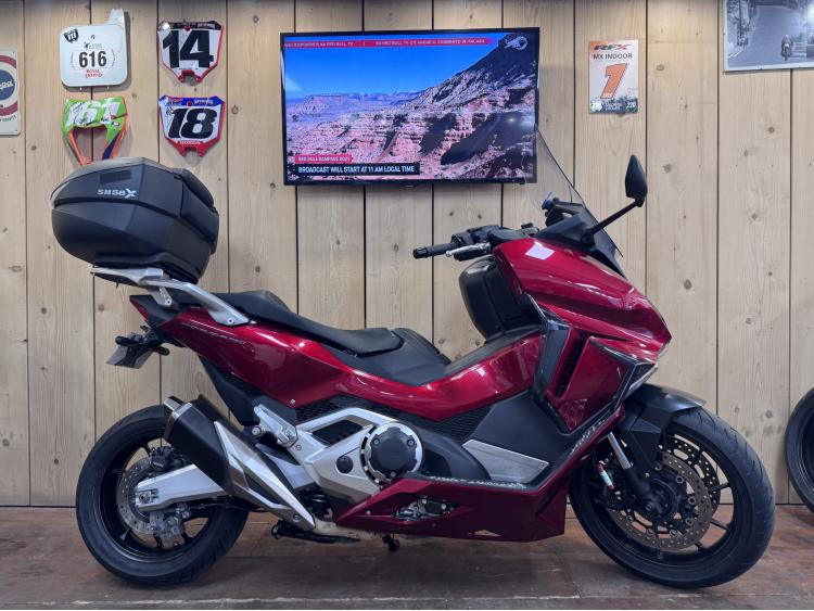 HONDA NSS FORZA 750 / GARANTIE 12 MOIS