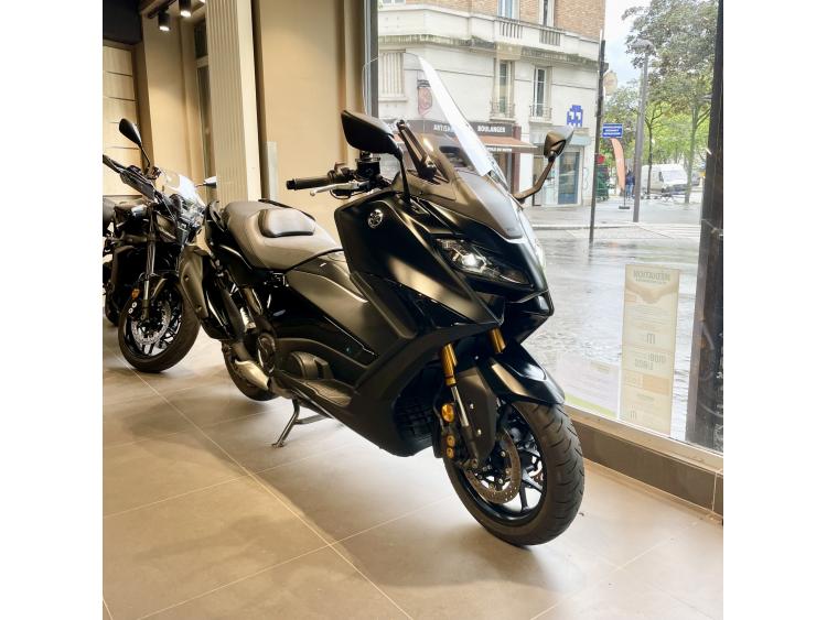 YAMAHA XP T-MAX 560 TECH MAX ( TMAX T MAX )