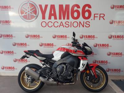 YAMAHA MT-10