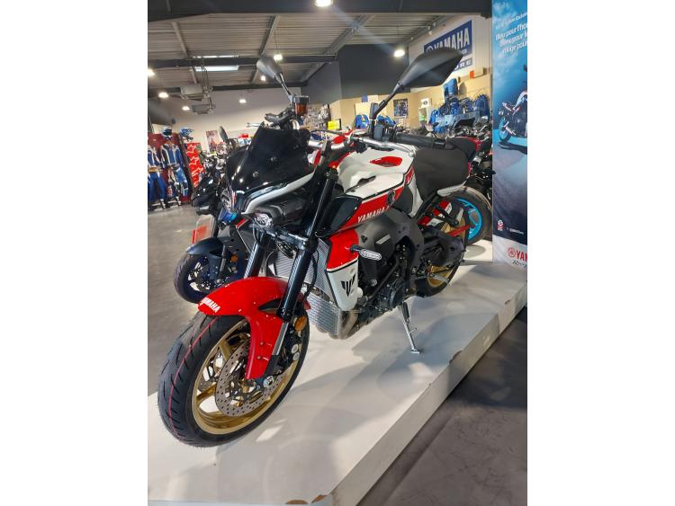 YAMAHA MT-10 Peinture 60Th Anniversaire 