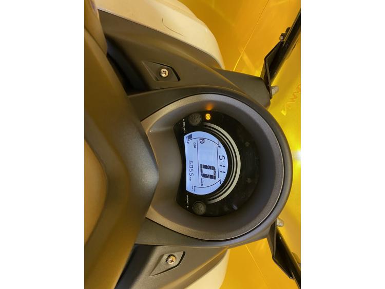 YAMAHA NMAX 125