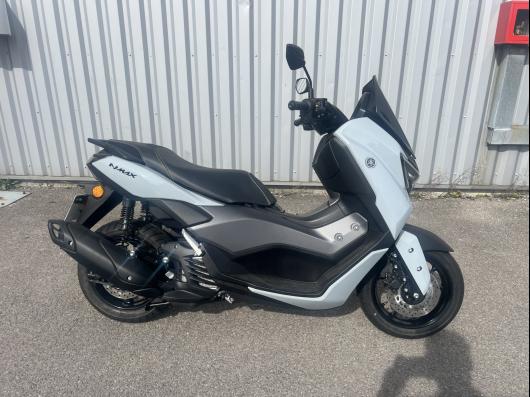 YAMAHA NMAX 125 TECH MAX