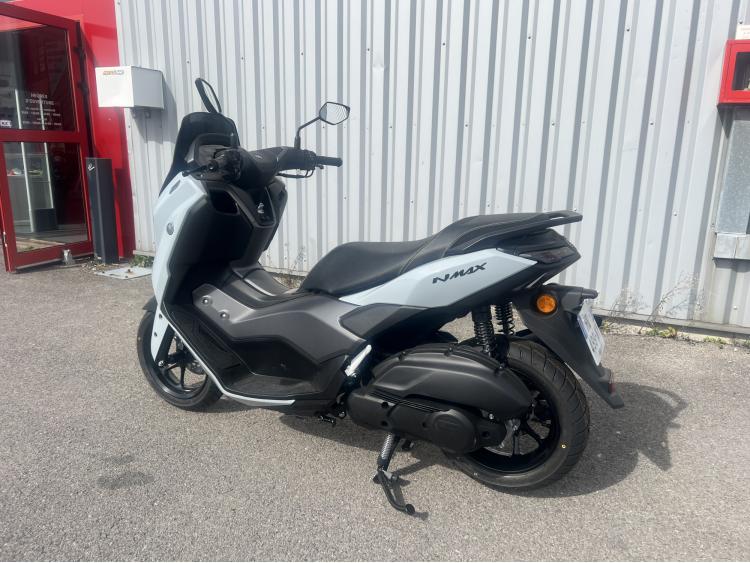 YAMAHA NMAX 125 TECH MAX (1 Km) (A PARTIR DE 68€/MOIS)