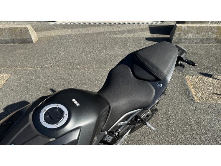 SUZUKI GSX-8R A2
