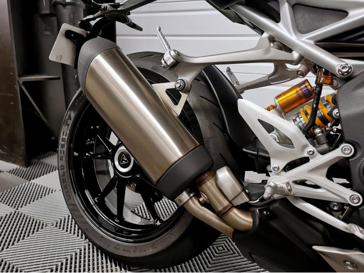TRIUMPH SPEED TRIPLE 1200 RS - 1200RS - 1ERE MAIN