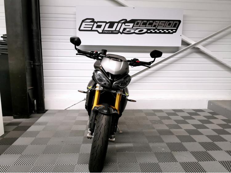 TRIUMPH SPEED TRIPLE 1200 RS - 1200RS - 1ERE MAIN