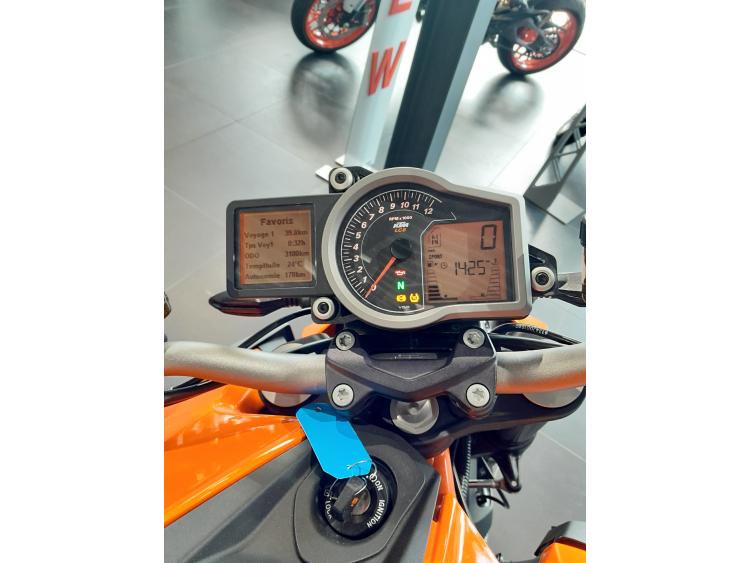 KTM 1290 SUPER DUKE R