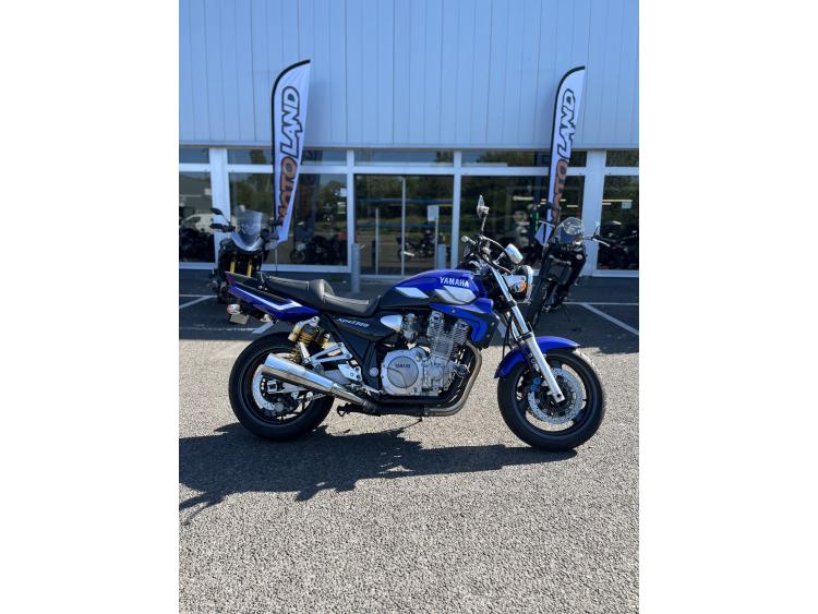 YAMAHA XJR 1300