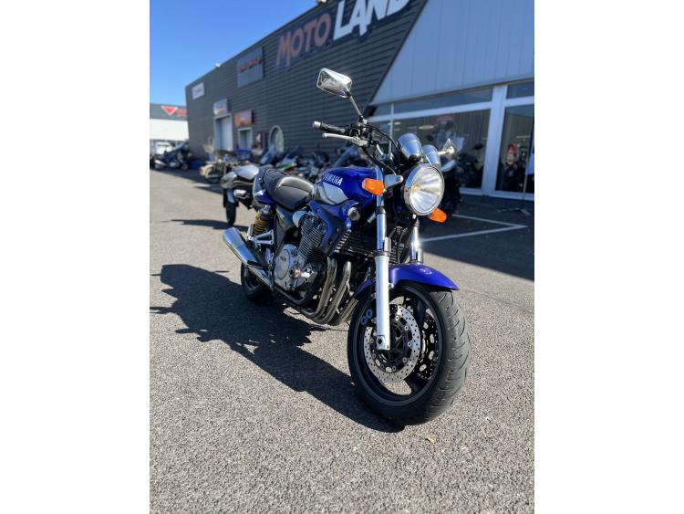 YAMAHA XJR 1300