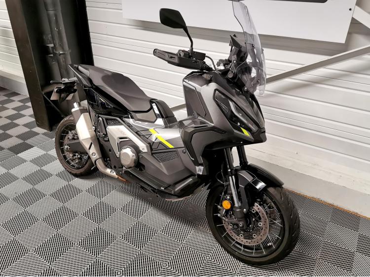 HONDA X-ADV 750 DCT - 1ERE MAIN - GARANTIE 2029