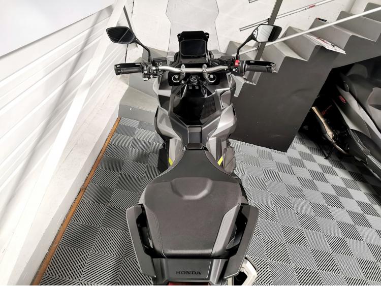 HONDA X-ADV 750 DCT - 1ERE MAIN - GARANTIE 2029