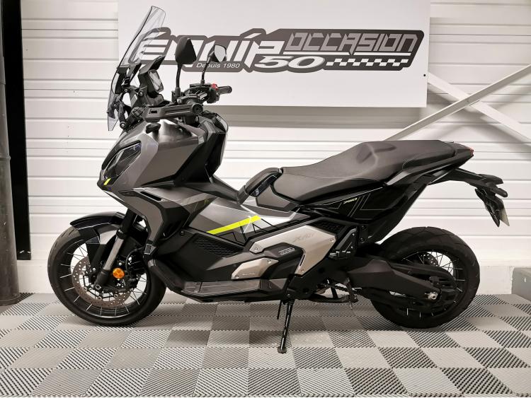 HONDA X-ADV 750 DCT - 1ERE MAIN - GARANTIE 2029