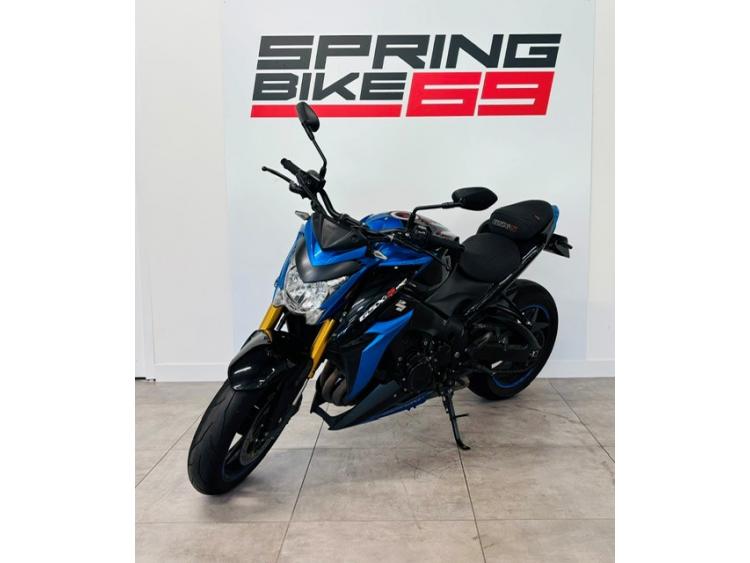 SUZUKI GSX-S 1000