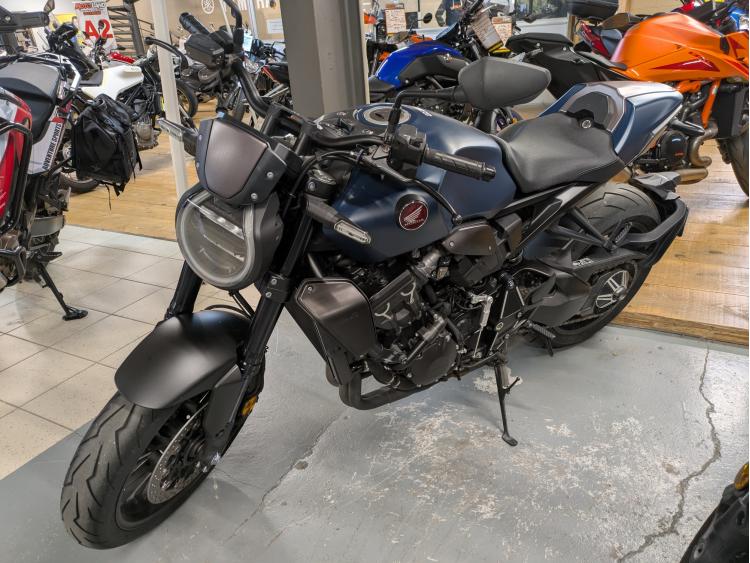 HONDA CB 1000 RA 2400 KMS