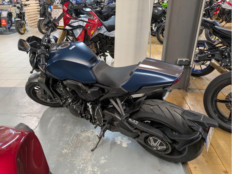 HONDA CB 1000 RA 2400 KMS