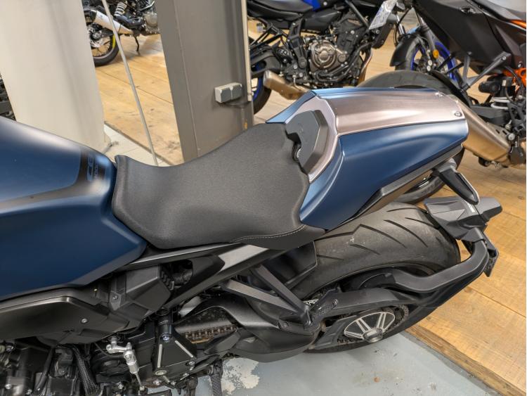HONDA CB 1000 RA 2400 KMS
