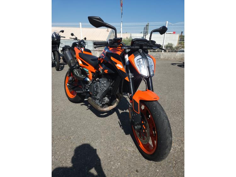KTM 890 DUKE GP