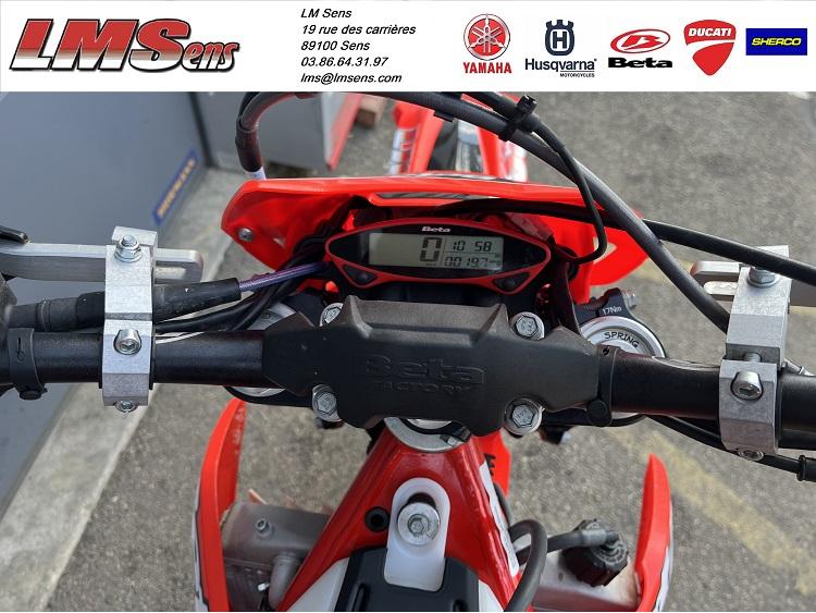 BETA XTRAINER 300