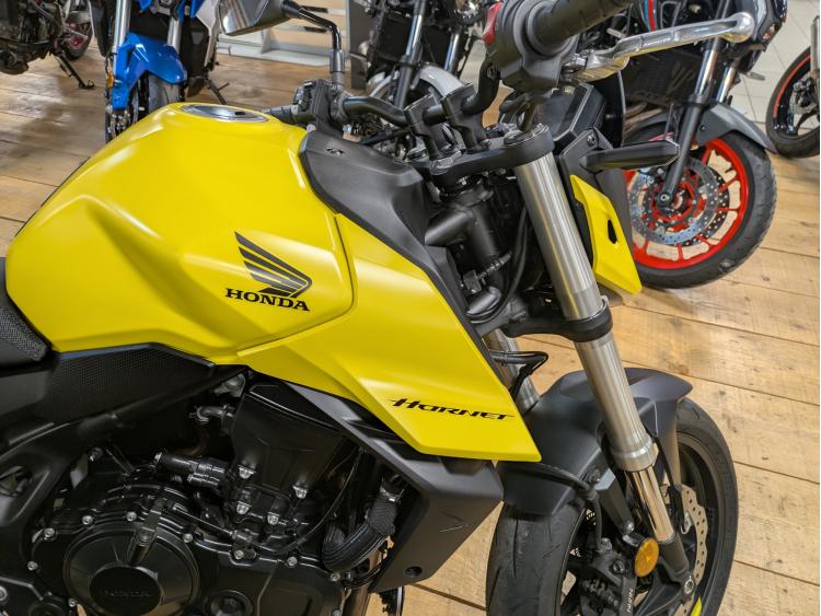 HONDA CB 750 HORNET