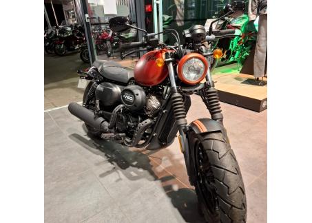 HYOSUNG GV 125 BOBBER