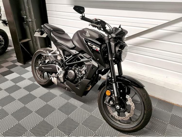 HONDA CB 125R Neo Sport Café - CB125R 125 R CB125 - GARANTIE 2031