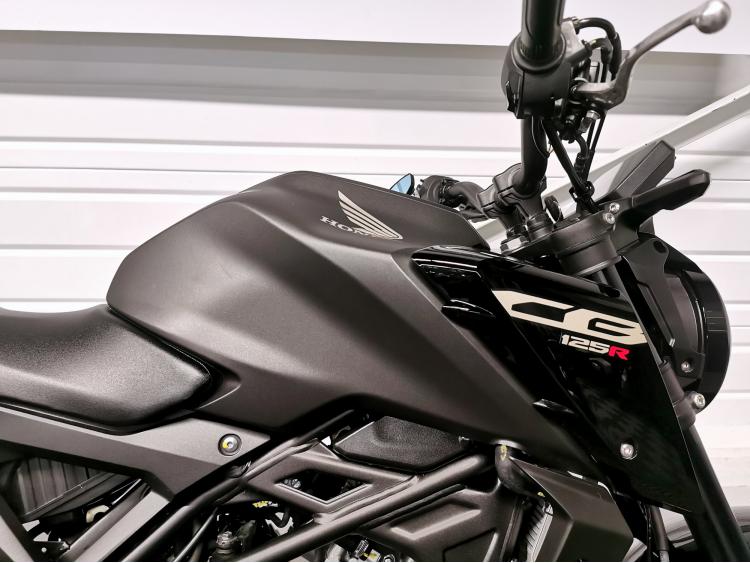 HONDA CB 125R Neo Sport Café - CB125R 125 R CB125 - GARANTIE 2031