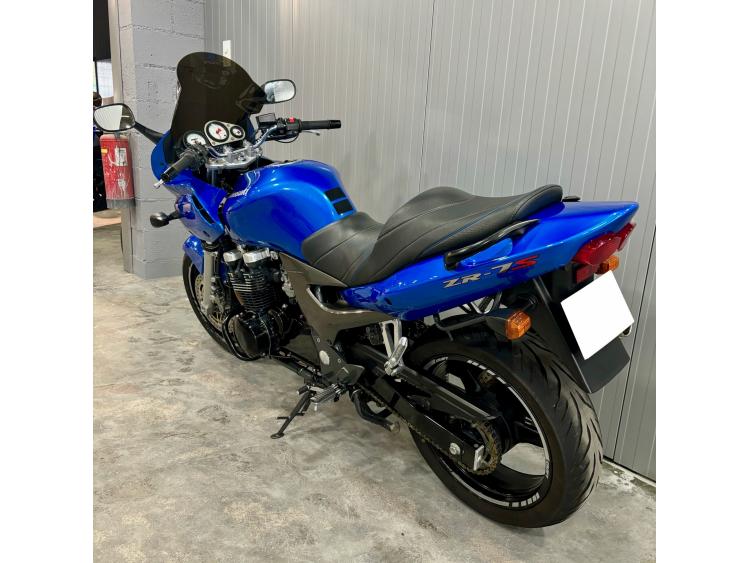 KAWASAKI ZR-7 S