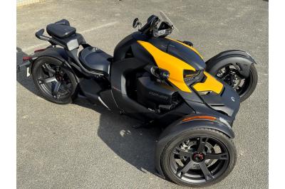 CAN-AM RYKER 900